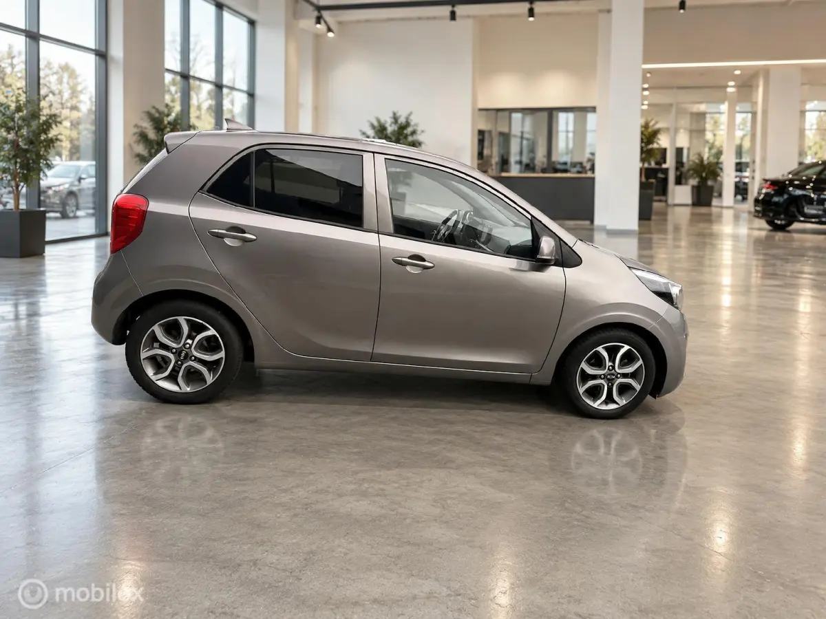 1.0 MPi DynamicPlusLine | Slechts 51.469 KM | CarPlay | Navigatie | Camera | LM Velgen