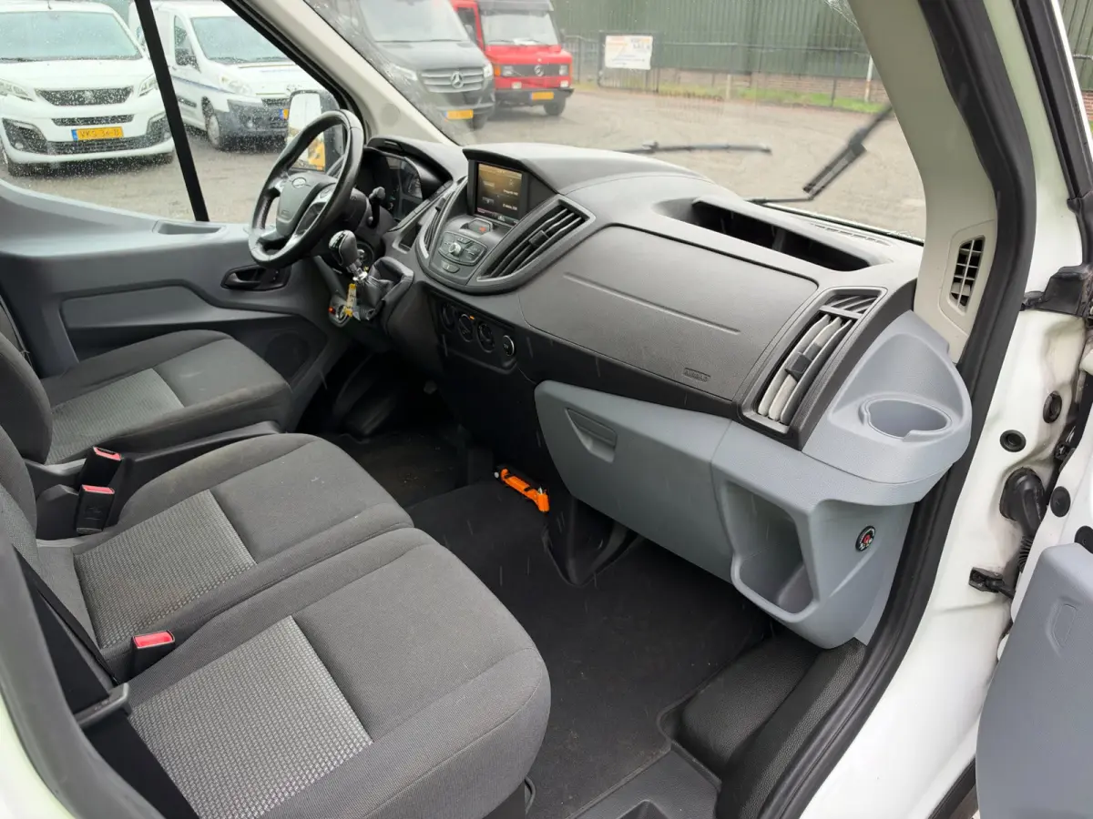 170PK EURO 6 DC BE Combi 8.1 ton Veldhuizen Kuiptrailer Semi Dieplader Trekker + oplegger Combinatie