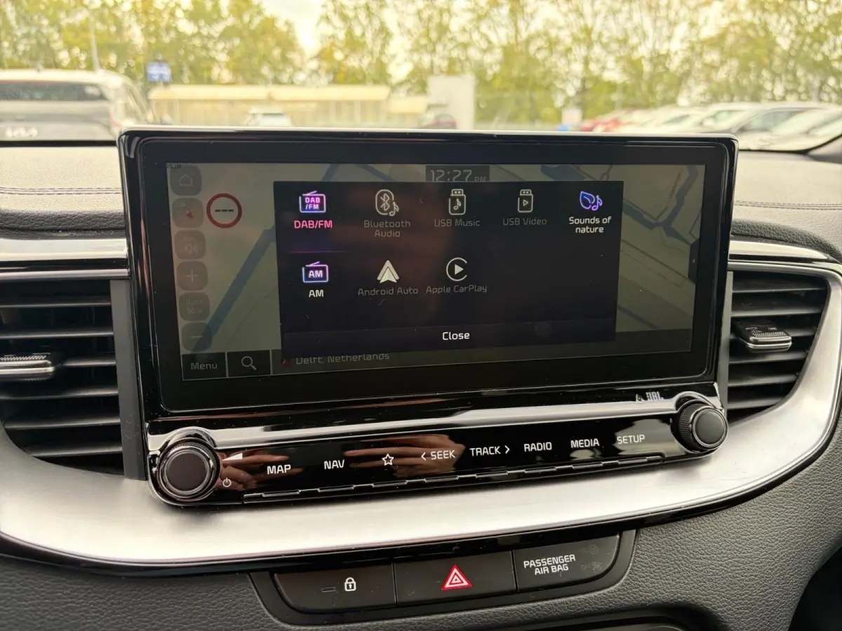 1.0 T-GDi GT-Line Business Edition | *1E EIGENAAR | FABRIEKSGARANTIE | APPLE CARPLAY/ ANDROID AUTO | JBL SOUND | STOF/LEDER | NAVI | CAMERA | LMV | ETC…