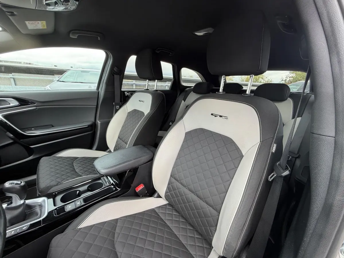 1.0 T-GDi GT-Line Business Edition | *1E EIGENAAR | FABRIEKSGARANTIE | APPLE CARPLAY/ ANDROID AUTO | JBL SOUND | STOF/LEDER | NAVI | CAMERA | LMV | ETC…