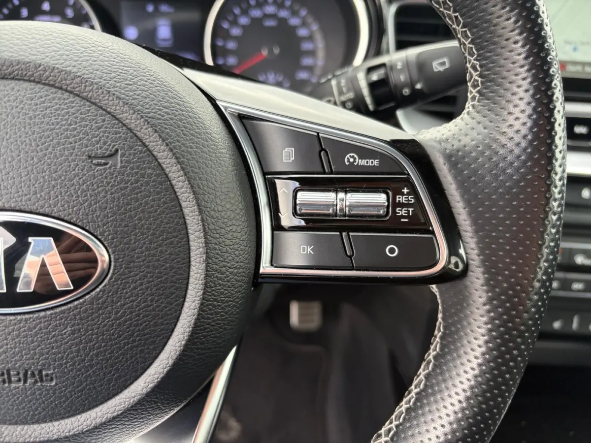 1.0 T-GDi GT-Line Business Edition | *1E EIGENAAR | FABRIEKSGARANTIE | APPLE CARPLAY/ ANDROID AUTO | JBL SOUND | STOF/LEDER | NAVI | CAMERA | LMV | ETC…
