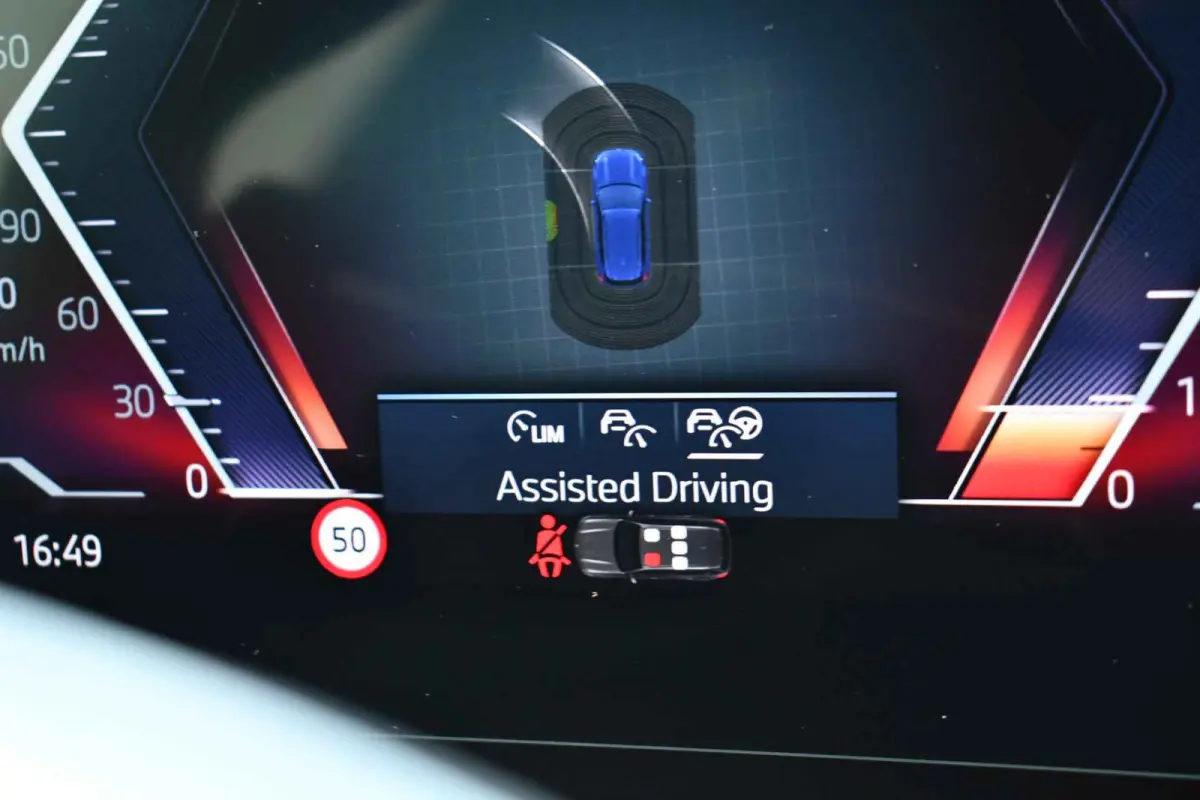 xDrive30 M-Sport Pano ACC Trekh E-zetels HUD H/K Massage