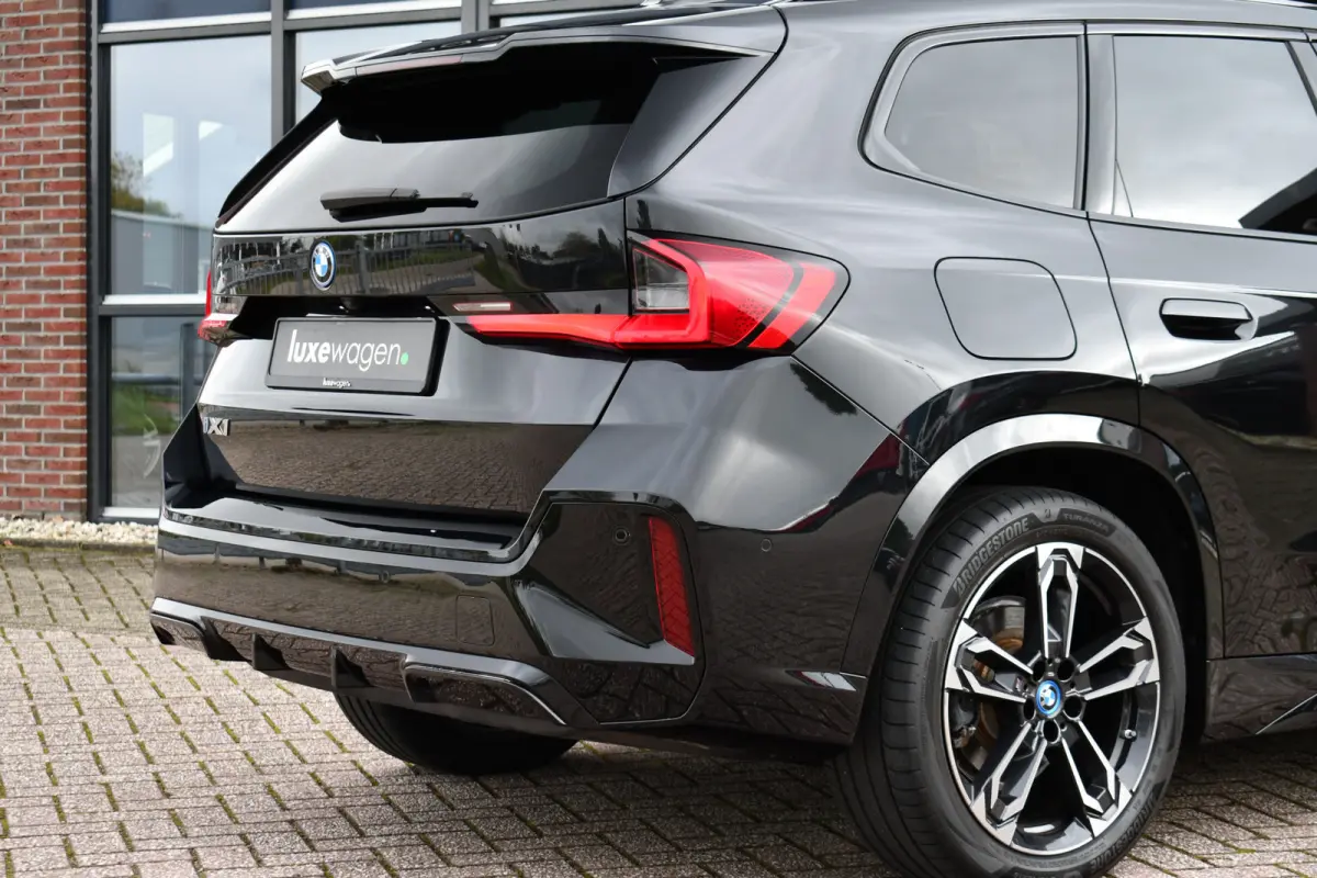 xDrive30 M-Sport Pano ACC Trekh E-zetels HUD H/K Massage
