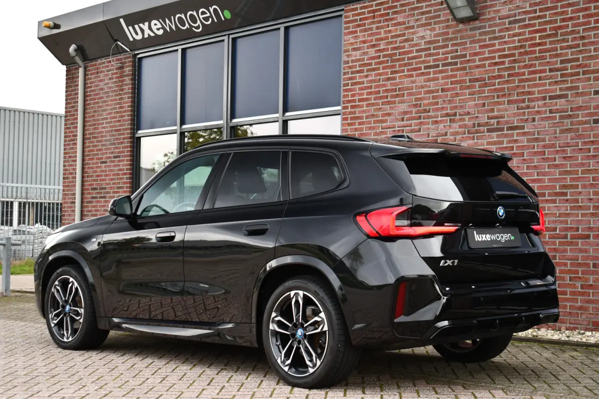 xDrive30 M-Sport Pano ACC Trekh E-zetels HUD H/K Massage