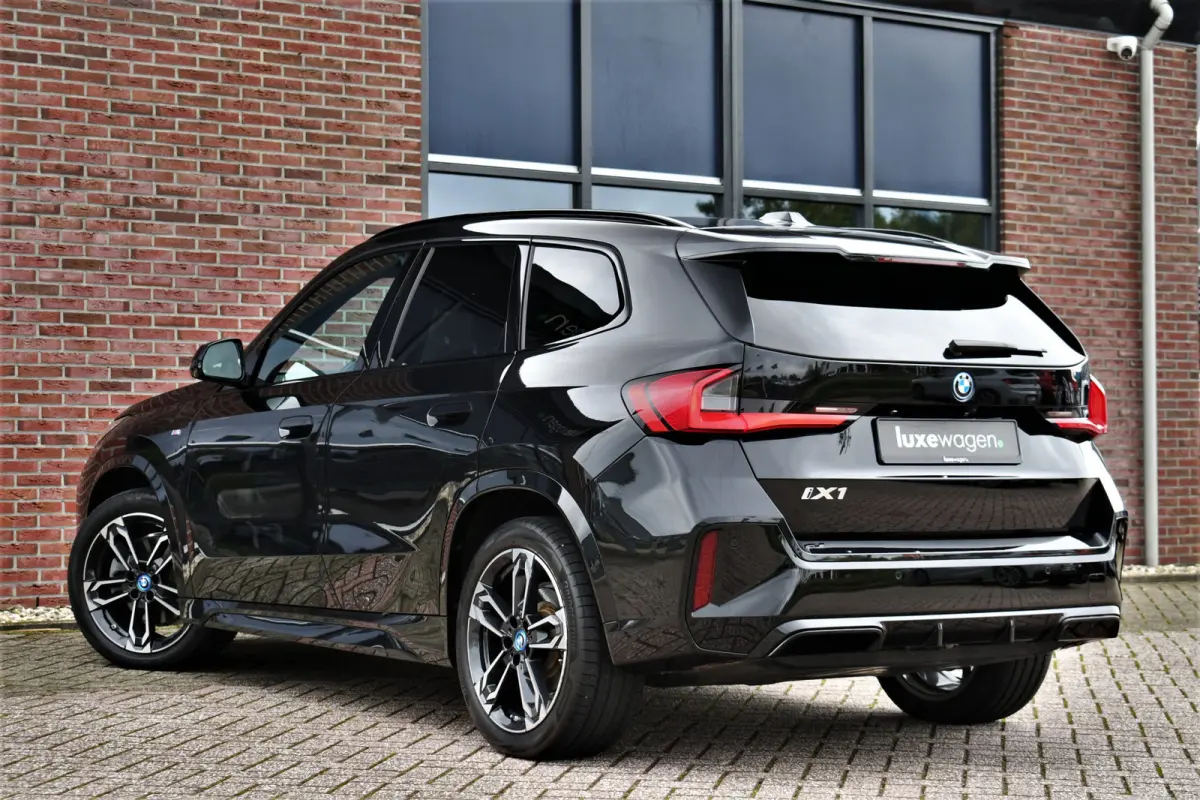xDrive30 M-Sport Pano ACC Trekh E-zetels HUD H/K Massage
