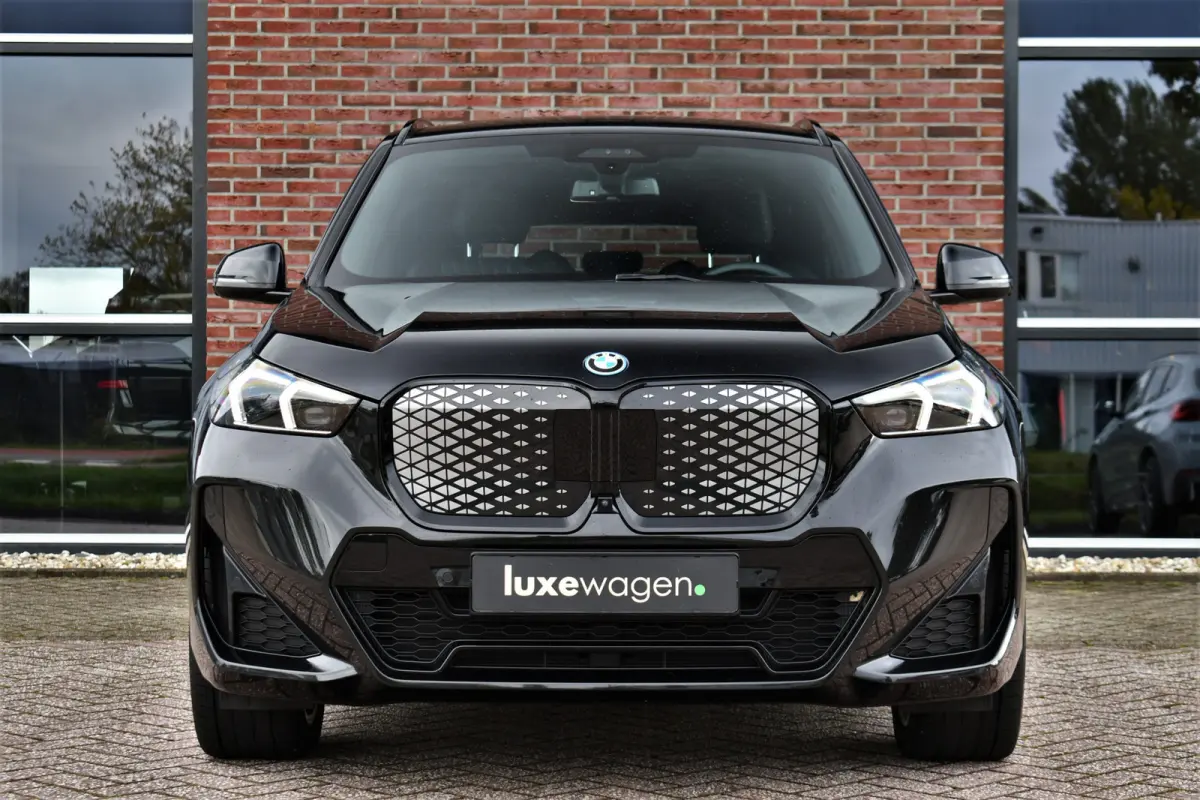 xDrive30 M-Sport Pano ACC Trekh E-zetels HUD H/K Massage