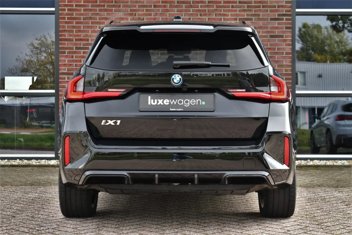 xDrive30 M-Sport Pano ACC Trekh E-zetels HUD H/K Massage