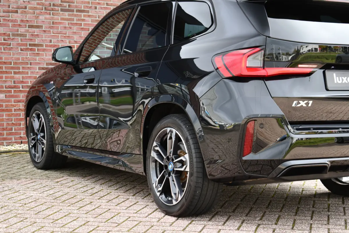 xDrive30 M-Sport Pano ACC Trekh E-zetels HUD H/K Massage