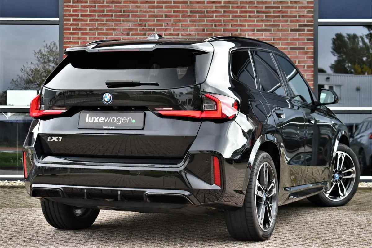 xDrive30 M-Sport Pano ACC Trekh E-zetels HUD H/K Massage