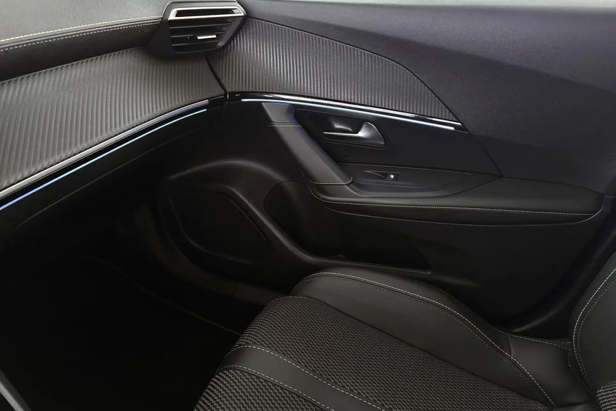 1.2 Hybrid 145 GT Keyless Camera Adaptive Cruise