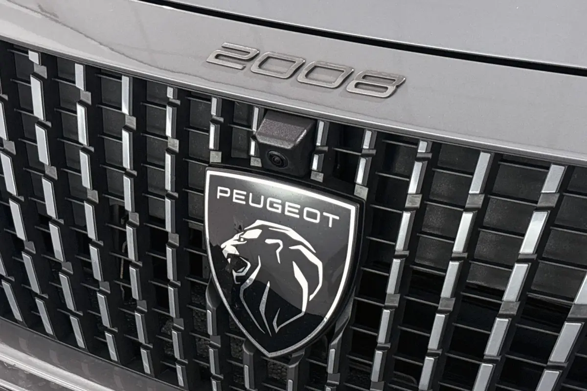 1.2 Hybrid 145 GT Keyless Camera Adaptive Cruise
