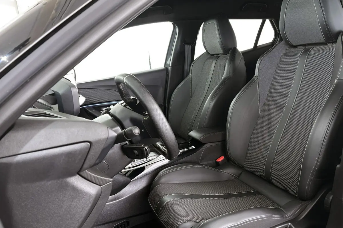 1.2 Hybrid 145 GT Keyless Camera Adaptive Cruise