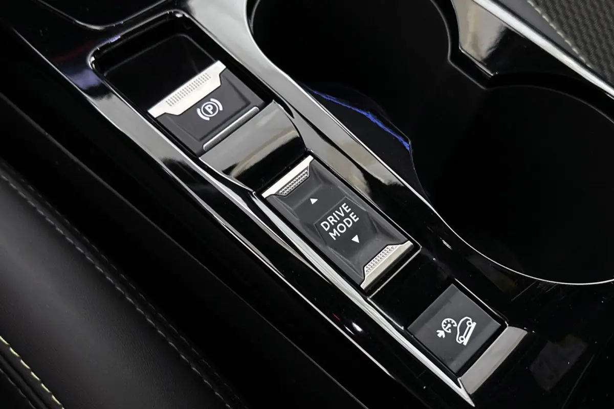1.2 Hybrid 145 GT Keyless Camera Adaptive Cruise
