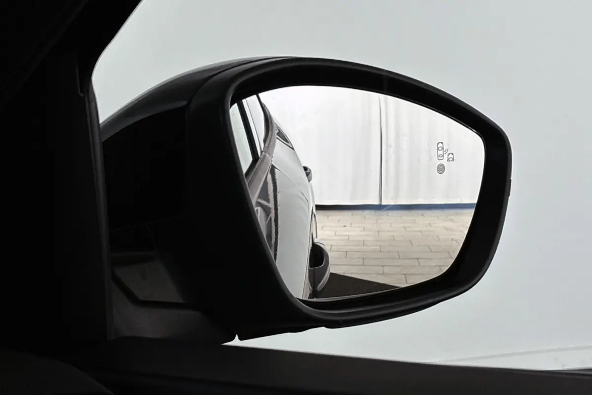 1.2 Hybrid 145 GT Keyless Camera Adaptive Cruise
