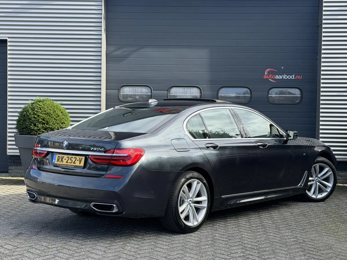 730d High Executive M-Sport | Panoramadak | 360* Camera | Head-Up | Harmon Kardon |