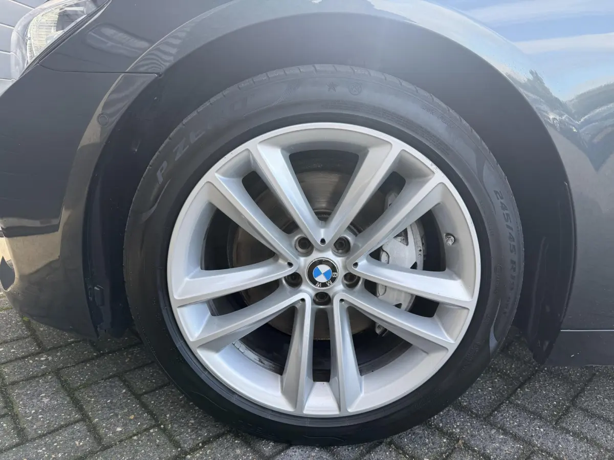 730d High Executive M-Sport | Panoramadak | 360* Camera | Head-Up | Harmon Kardon |