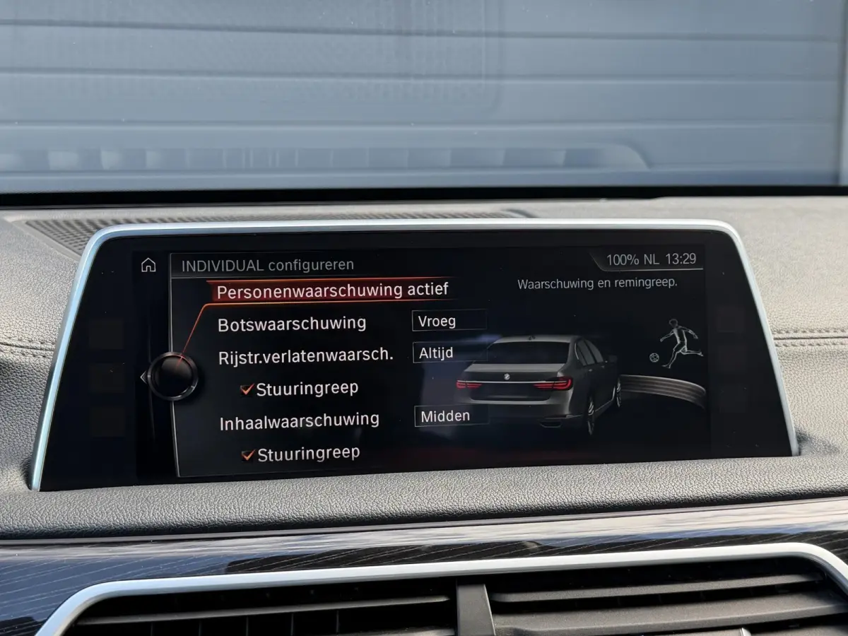 730d High Executive M-Sport | Panoramadak | 360* Camera | Head-Up | Harmon Kardon |