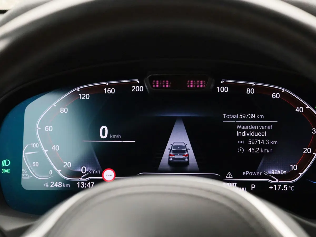 Executive 80 kWh | M-SPORT | TREKHAAK | PANORAMA-SCHUIFDAK | LEER | CAMERA | SPORTSTOELEN | STOELVERWARMING