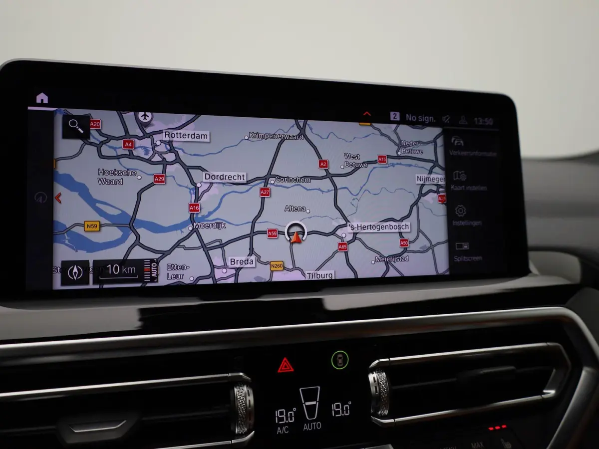 Executive 80 kWh | M-SPORT | TREKHAAK | PANORAMA-SCHUIFDAK | LEER | CAMERA | SPORTSTOELEN | STOELVERWARMING