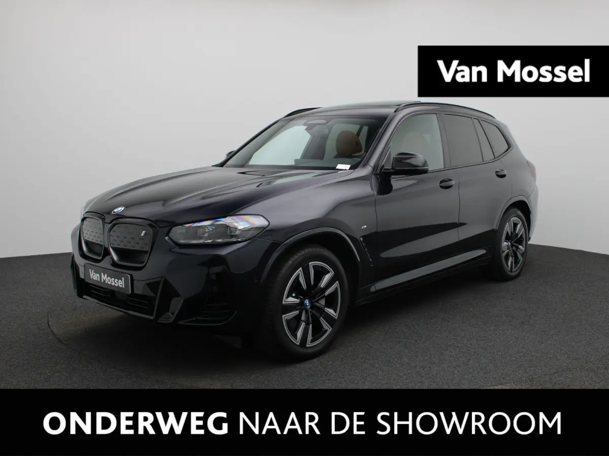 Executive 80 kWh | M-SPORT | TREKHAAK | PANORAMA-SCHUIFDAK | LEER | CAMERA | SPORTSTOELEN | STOELVERWARMING
