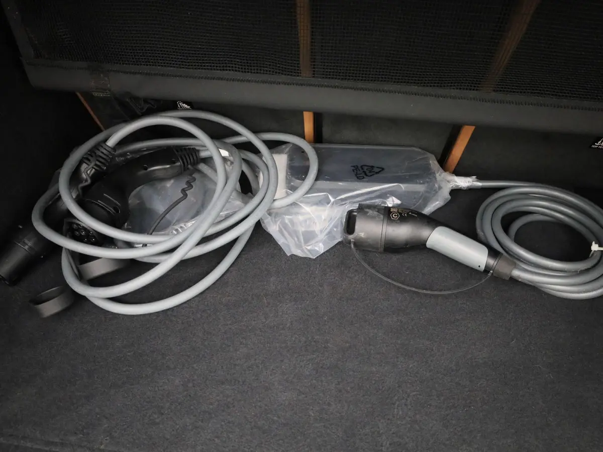 Executive 80 kWh | M-SPORT | TREKHAAK | PANORAMA-SCHUIFDAK | LEER | CAMERA | SPORTSTOELEN | STOELVERWARMING