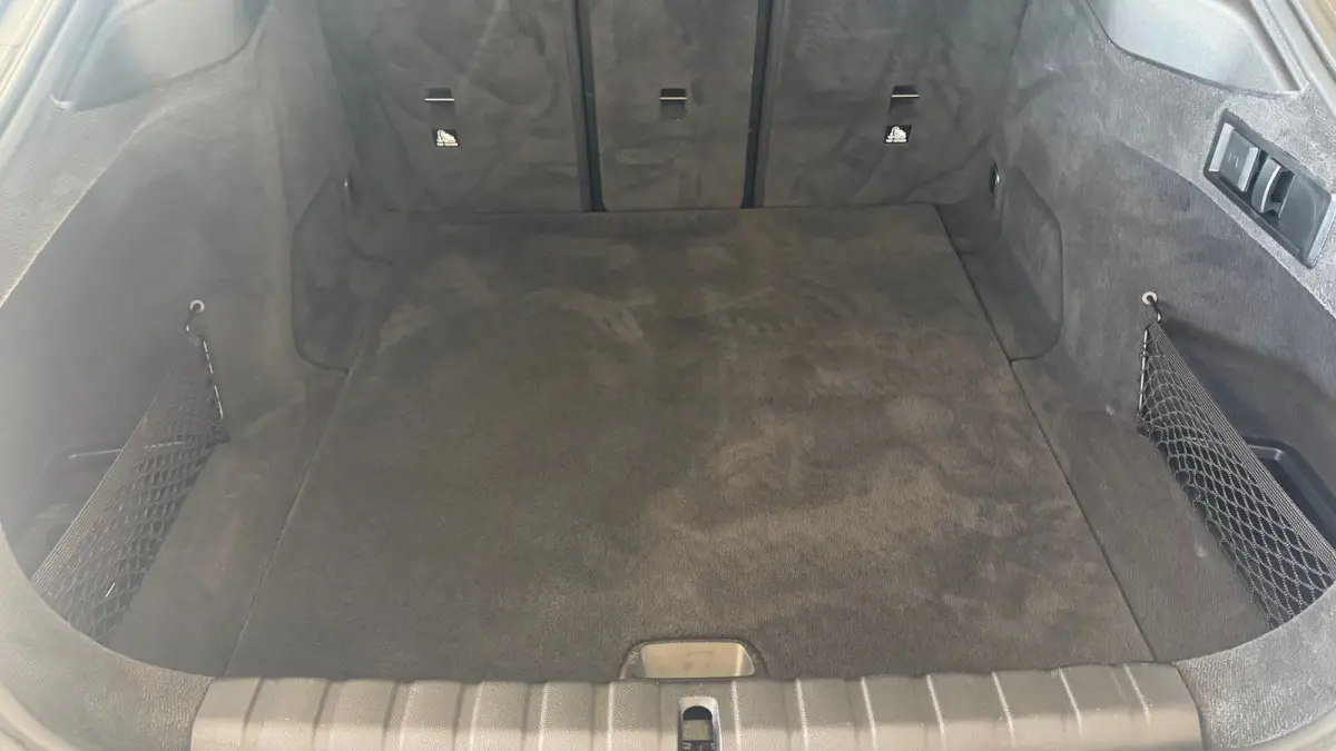 EDRIVE40 84KWH 340PK EXECUTIVE M-SPORT AUTOMAAT SOH 95,61% / NAVI / LEDER / FULL-LED / CLIMA / PDC / 18" LMV / CAMERA / APPLE CARPLAY / KEYLESS / WINTERPAKKET / 1E EIGENAAR / ORG. NL. !!