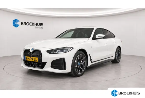 EDRIVE40 84KWH 340PK EXECUTIVE M-SPORT AUTOMAAT SOH 95,61% / NAVI / LEDER / FULL-LED / CLIMA / PDC / 18" LMV / CAMERA / APPLE CARPLAY / KEYLESS / WINTERPAKKET / 1E EIGENAAR / ORG. NL. !!