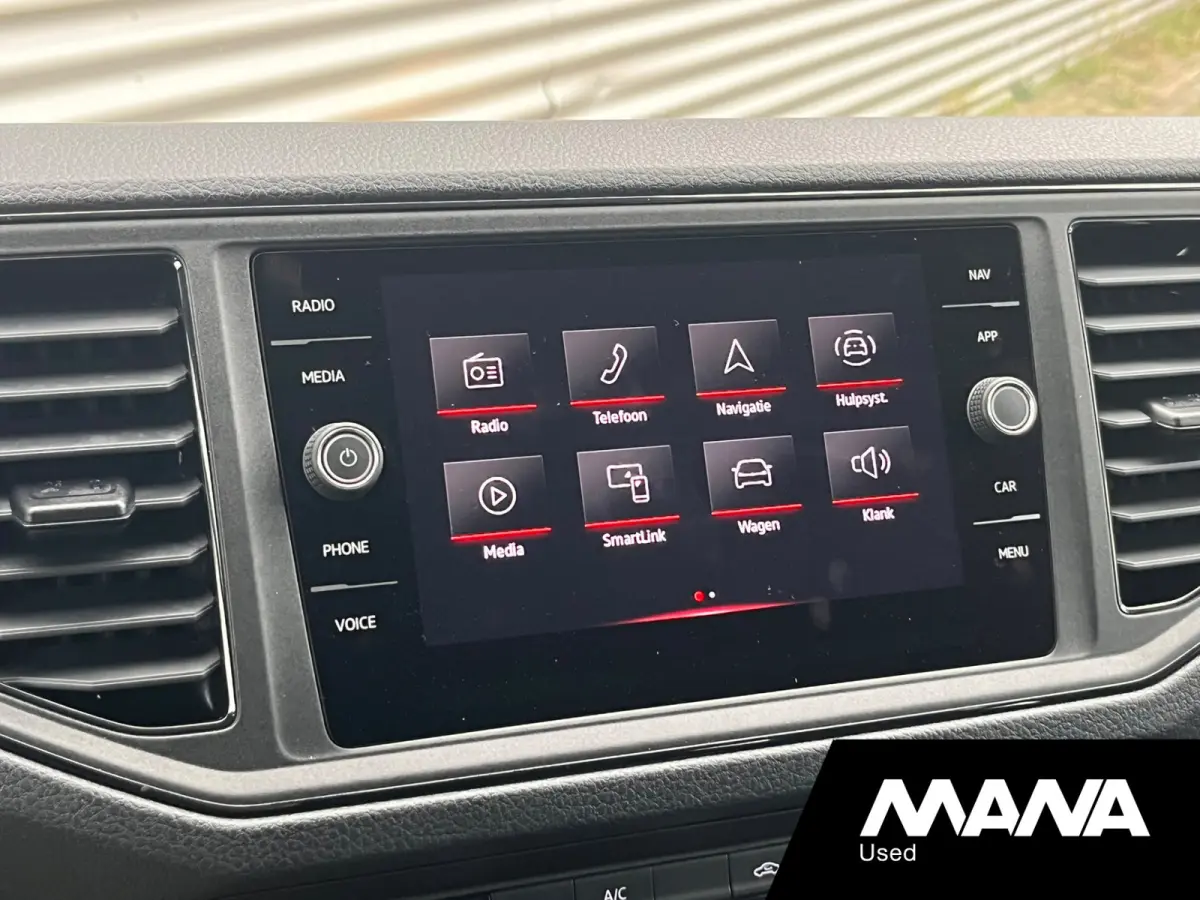 3.180 L3H2 DC • Indium Grey • trekhaak • navi • apple carplay • android auto • camera