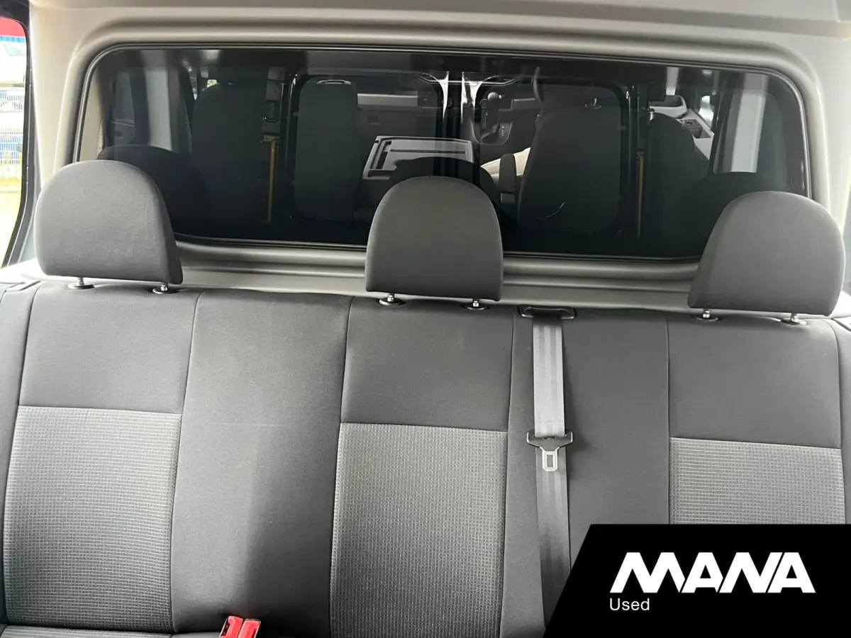 3.180 L3H2 DC • Indium Grey • trekhaak • navi • apple carplay • android auto • camera