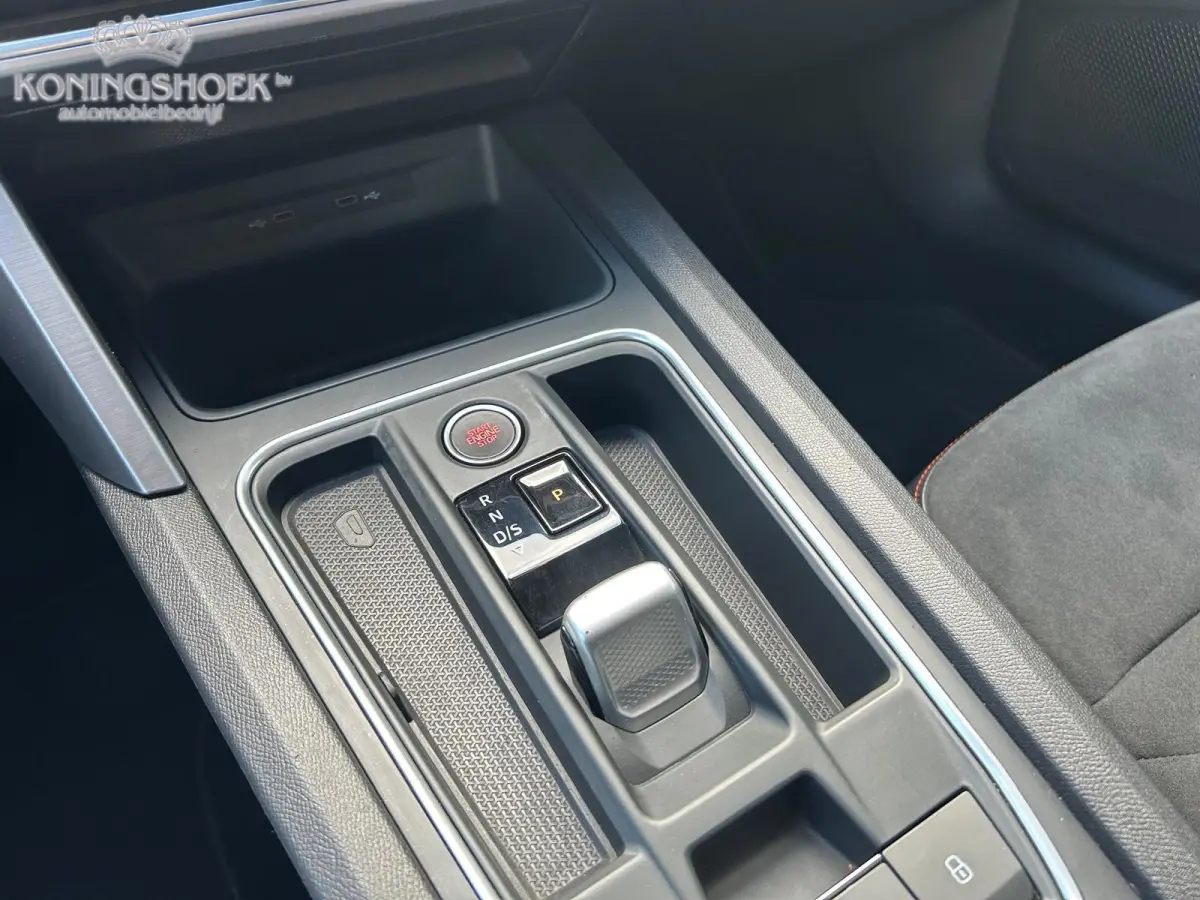 1.4 TSI eHybrid PHEV FR Business Intense
