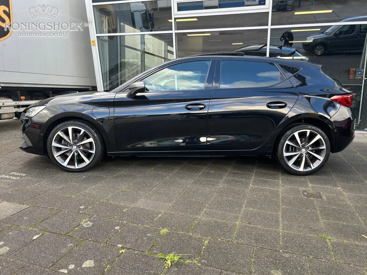 1.4 TSI eHybrid PHEV FR Business Intense