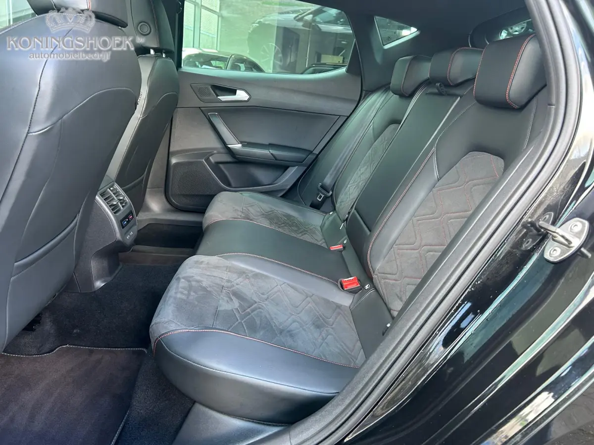 1.4 TSI eHybrid PHEV FR Business Intense