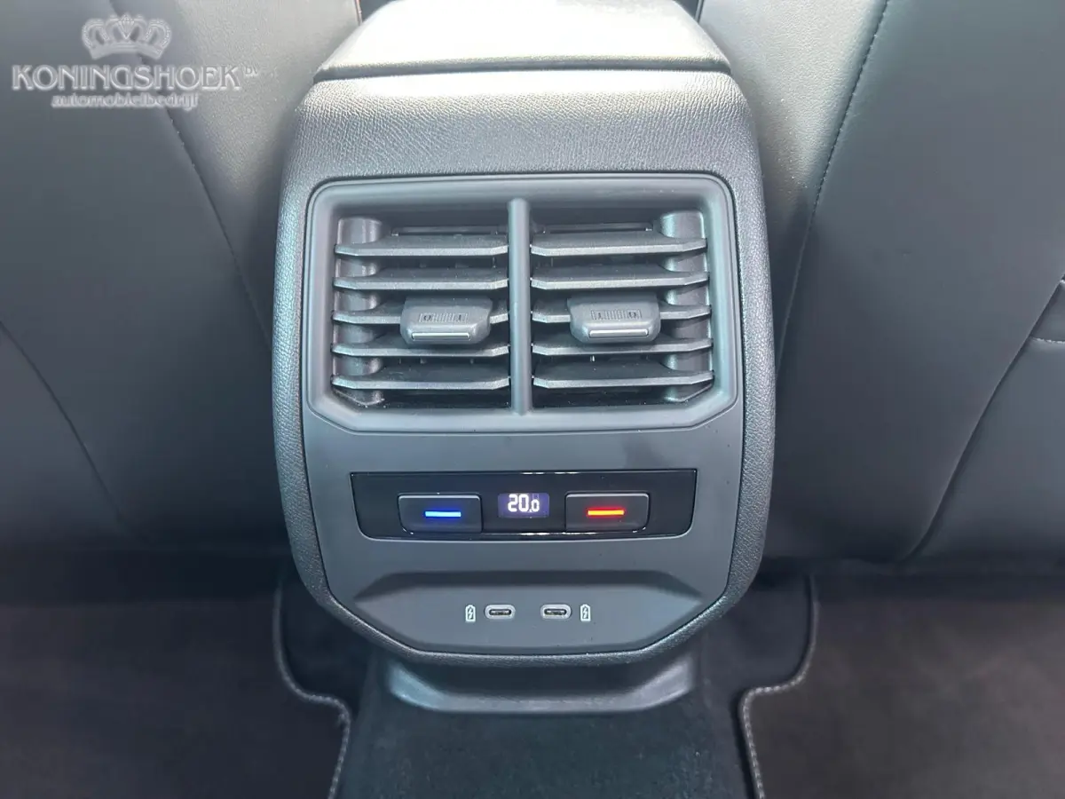 1.4 TSI eHybrid PHEV FR Business Intense
