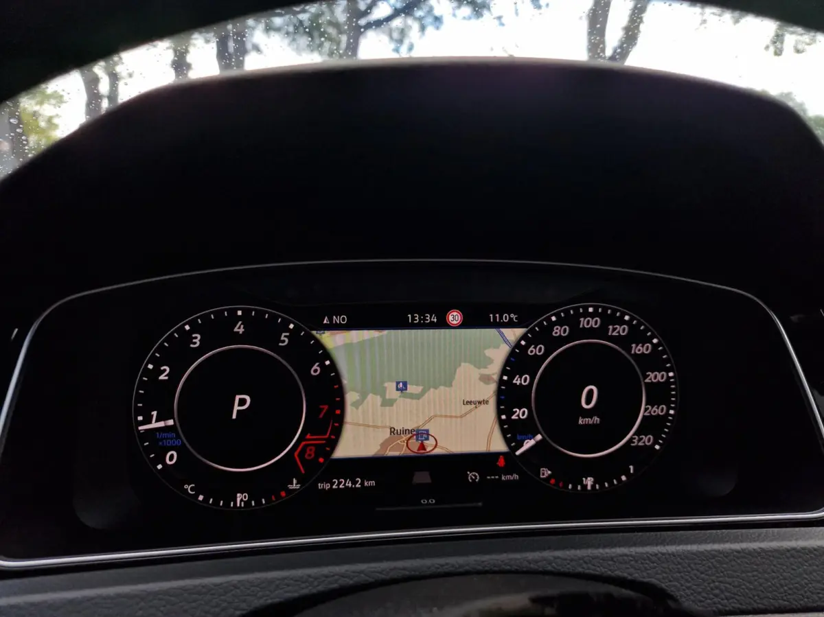 2.0 TSI 4Motion R|Pano|Leder|LED|Akrapovic|Stage2+DSG|R600-intake|