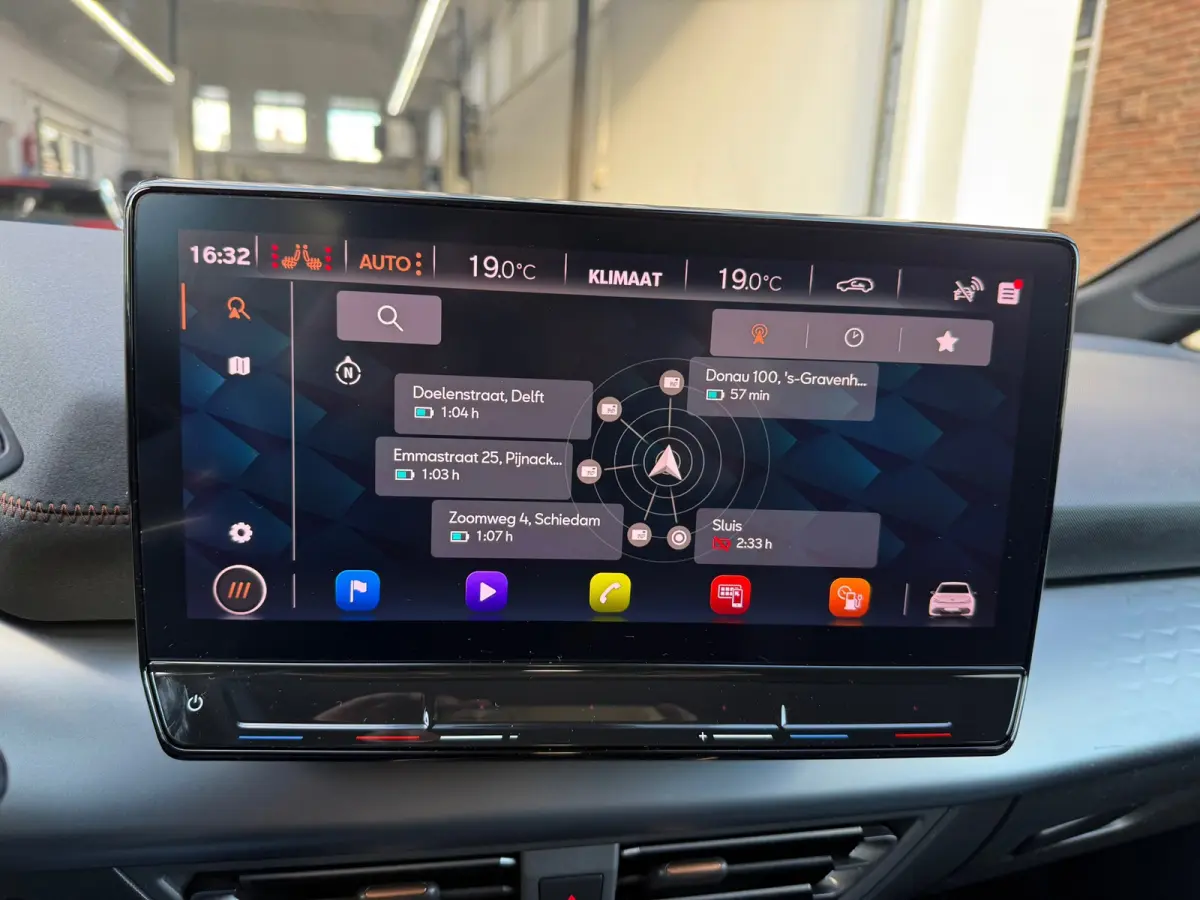 Performance One 62 kWh, SOH 93.4 %,Apple Carplay/Android,Stoelverwarming,Navigatie
