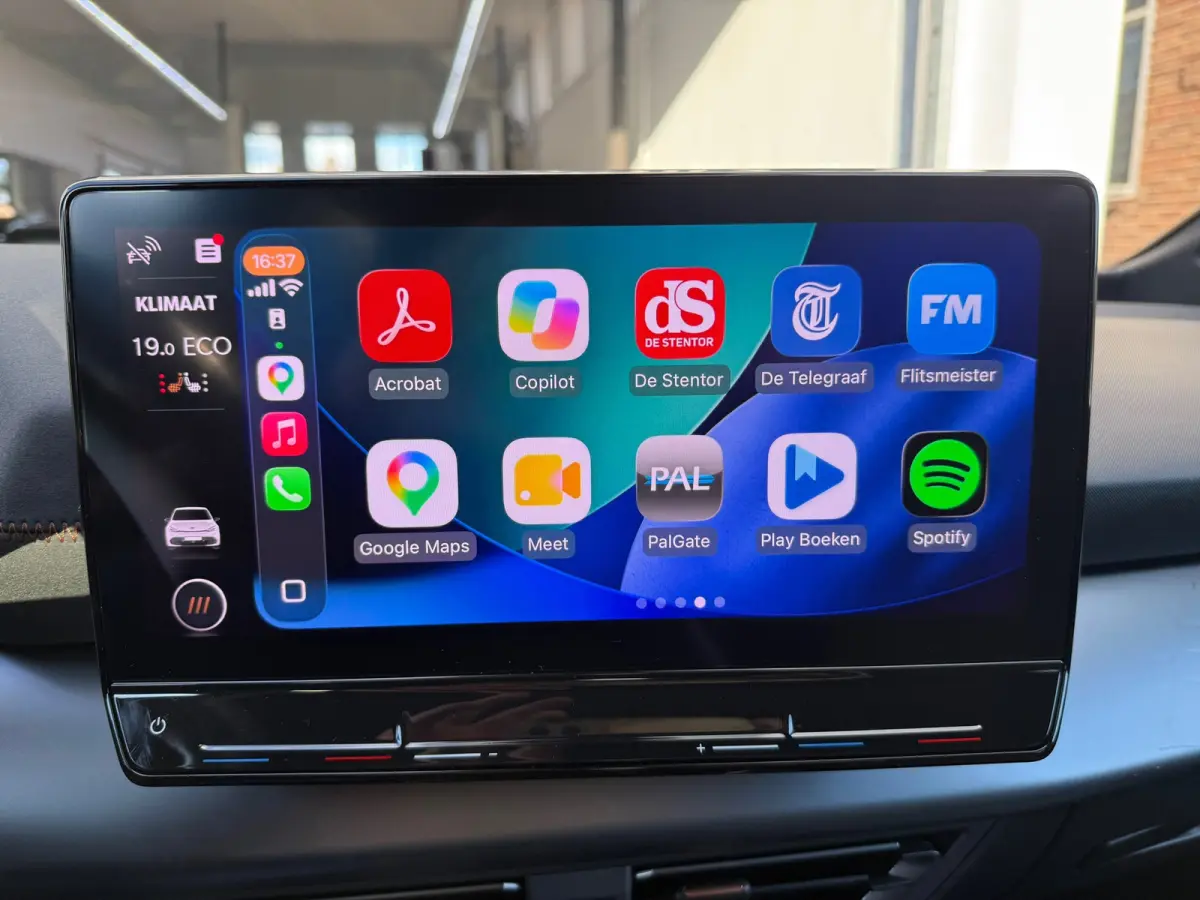 Performance One 62 kWh, SOH 93.4 %,Apple Carplay/Android,Stoelverwarming,Navigatie