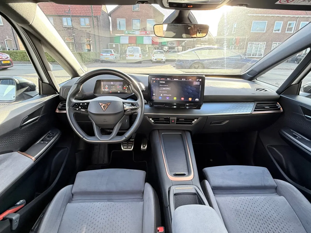 Performance One 62 kWh, SOH 93.4 %,Apple Carplay/Android,Stoelverwarming,Navigatie