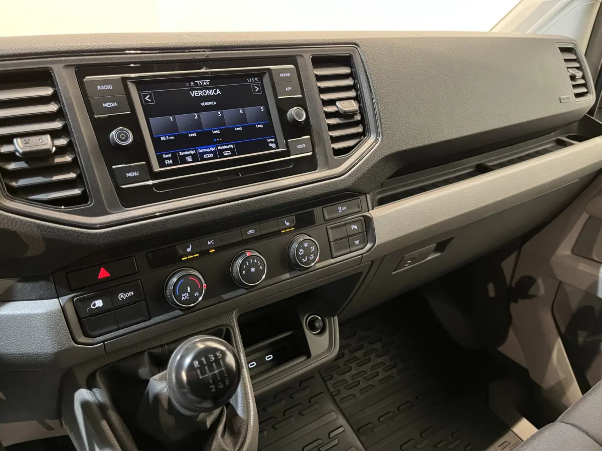 35 2.0 TDI L4H3 180 PK / Euro 6 / Trekhaak 3.000 KG / Airco / CarPlay / Cruise Control / PDC / 57.400 KM !!