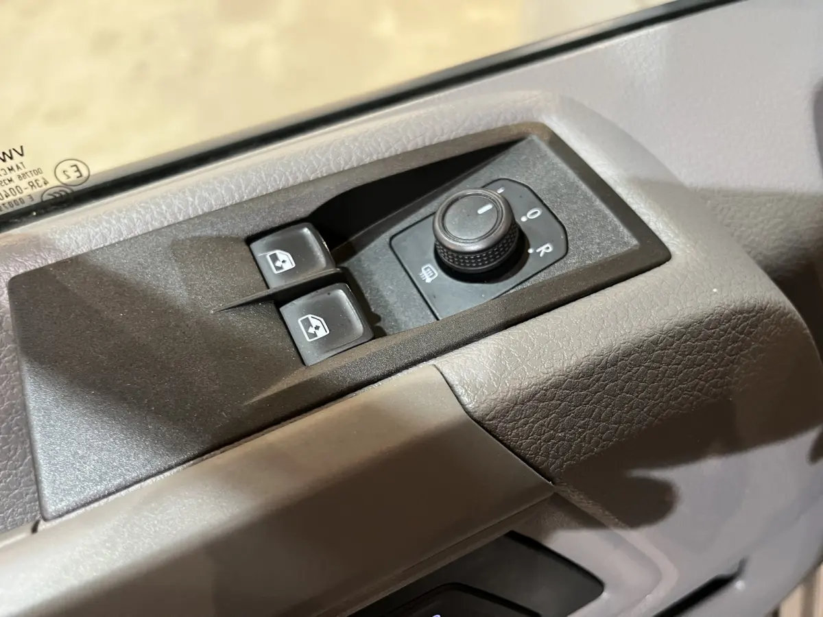 35 2.0 TDI L4H3 180 PK / Euro 6 / Trekhaak 3.000 KG / Airco / CarPlay / Cruise Control / PDC / 57.400 KM !!
