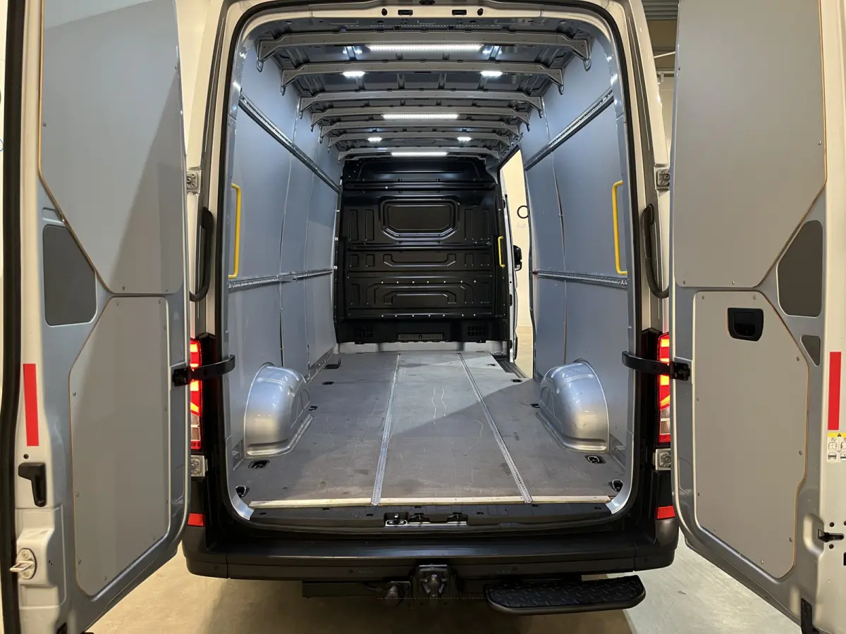35 2.0 TDI L4H3 180 PK / Euro 6 / Trekhaak 3.000 KG / Airco / CarPlay / Cruise Control / PDC / 57.400 KM !!