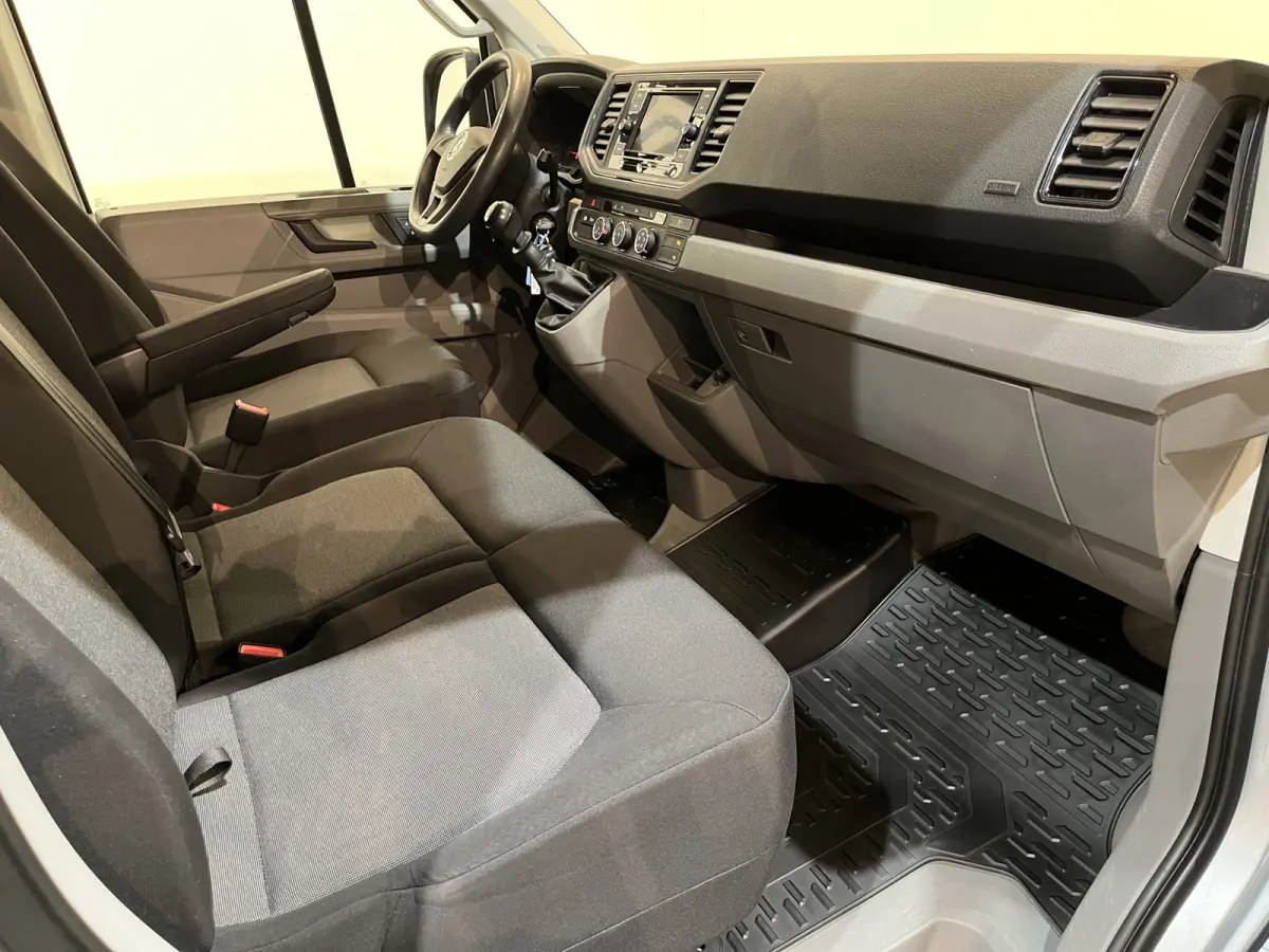 35 2.0 TDI L4H3 180 PK / Euro 6 / Trekhaak 3.000 KG / Airco / CarPlay / Cruise Control / PDC / 57.400 KM !!