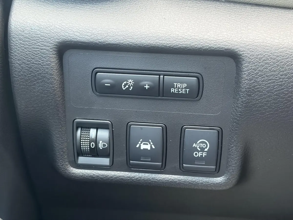 1.0 IG-T N-Design ✓Carplay✓Trekhaak✓Navi✓Airco✓Cruise✓Rijstrooksensor✓Pdc✓Lm velgen✓4 Elekt Ramen✓Zeer Zuinig✓Weinig km✓N.A.P✓Apk tot 04-2027