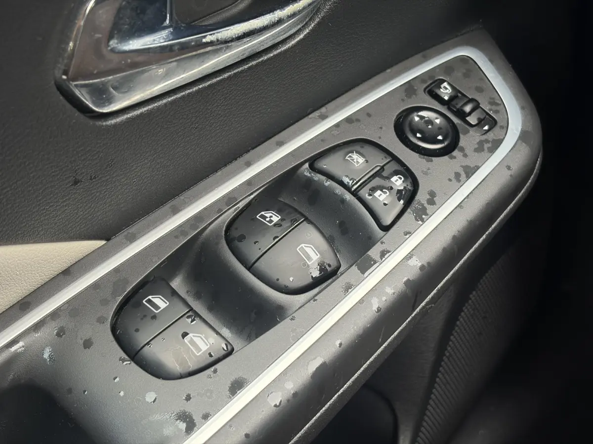 1.0 IG-T N-Design ✓Carplay✓Trekhaak✓Navi✓Airco✓Cruise✓Rijstrooksensor✓Pdc✓Lm velgen✓4 Elekt Ramen✓Zeer Zuinig✓Weinig km✓N.A.P✓Apk tot 04-2027