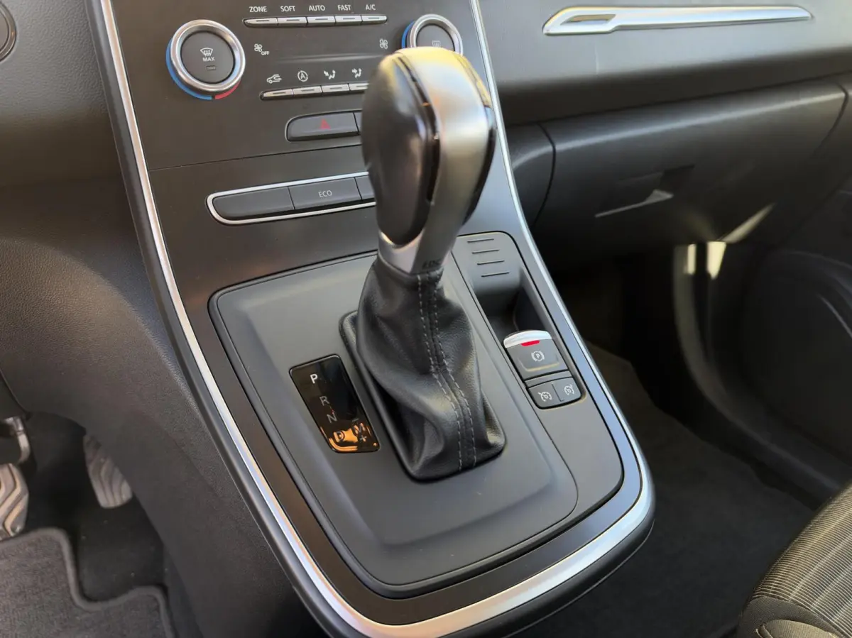 1.3 TCeIntens/AUT/AIRCO/NAVI/CRUISE/PARKS/APK