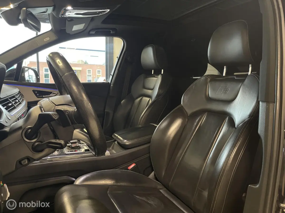 SQ7 3.0 TDI quattro