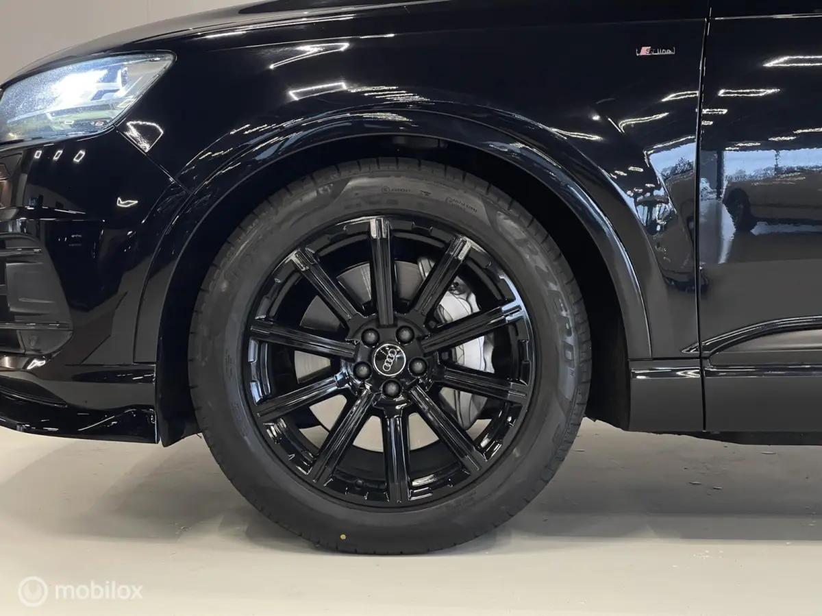 SQ7 3.0 TDI quattro