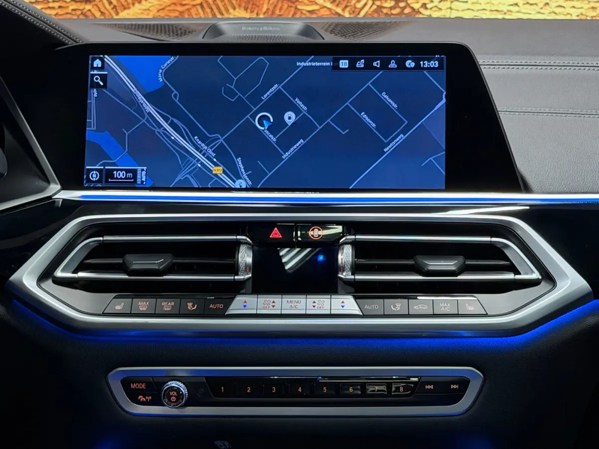 XDrive45e High Exe M-Sport B&W Skylounge Full Options