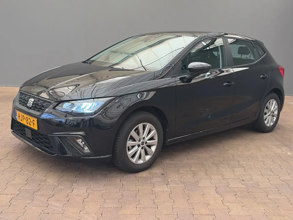 SEAT Ibiza 2025 Benzine Handgeschakeld leasen