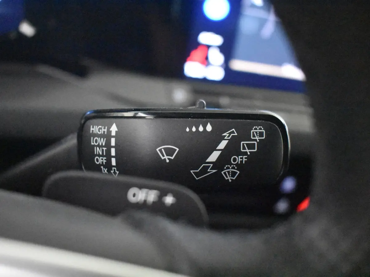 1.4 eHybrid GTE l Nardo Grey l Stoel/Stuurverwarming l Matrix LED l Keyless | Navigatie l Camera l Parkeersensoren l 17"LMV