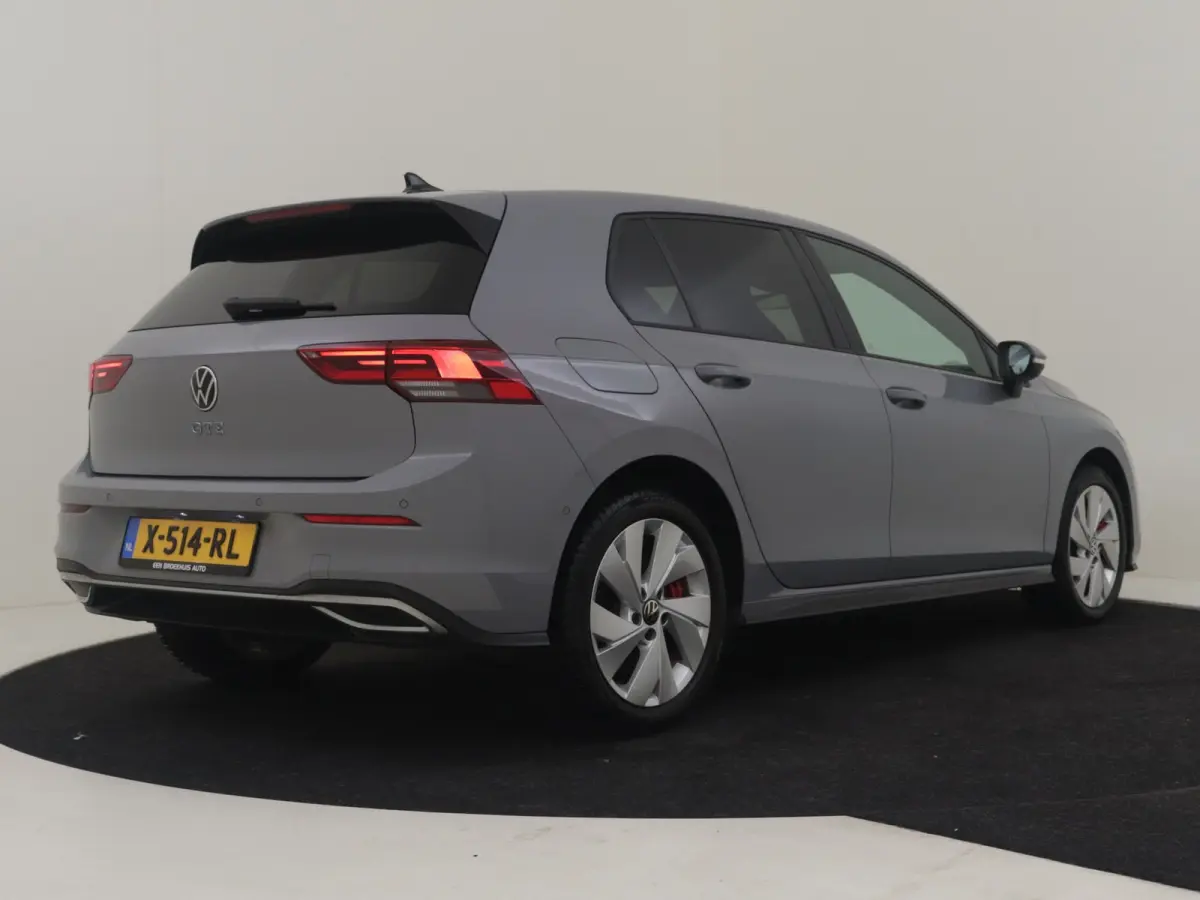 1.4 eHybrid GTE l Nardo Grey l Stoel/Stuurverwarming l Matrix LED l Keyless | Navigatie l Camera l Parkeersensoren l 17"LMV